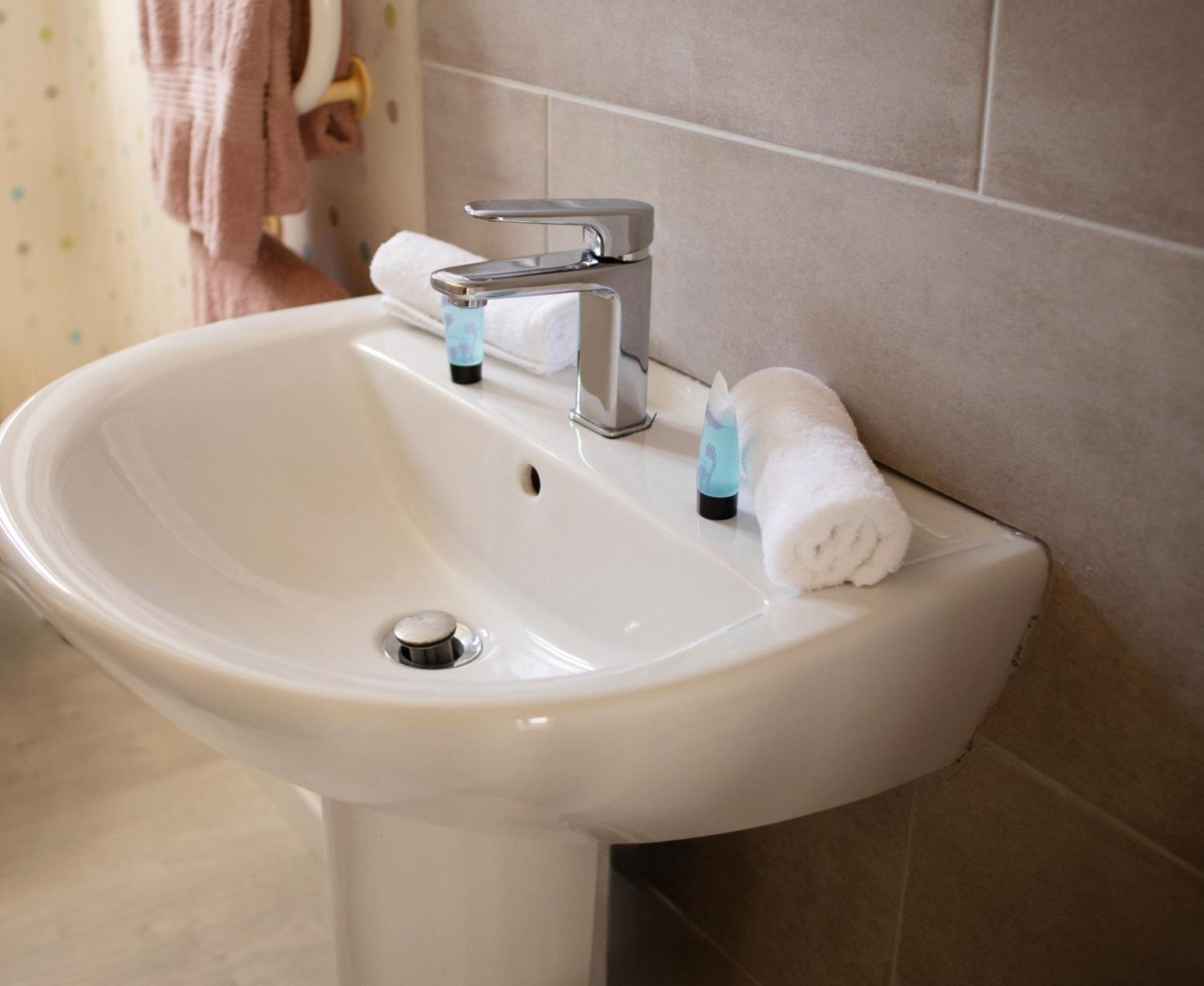 Spa , Jardin 250M2 Et Appartement Cosy De 60 M2 Au Centre 滨海布洛涅 外观 照片