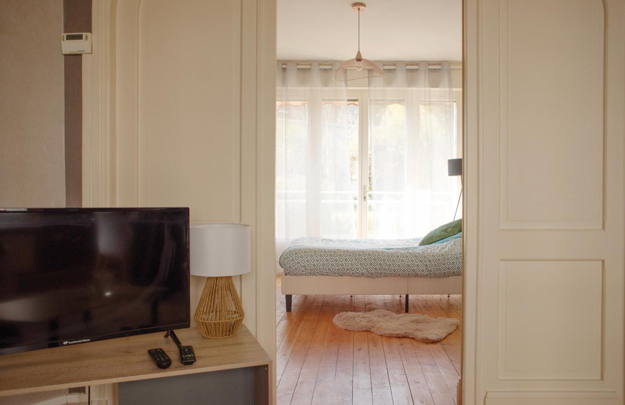 Spa , Jardin 250M2 Et Appartement Cosy De 60 M2 Au Centre 滨海布洛涅 外观 照片